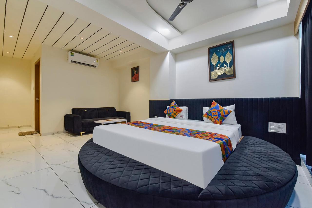 Fabhotel Bliss Ahmedabad Bagian luar foto