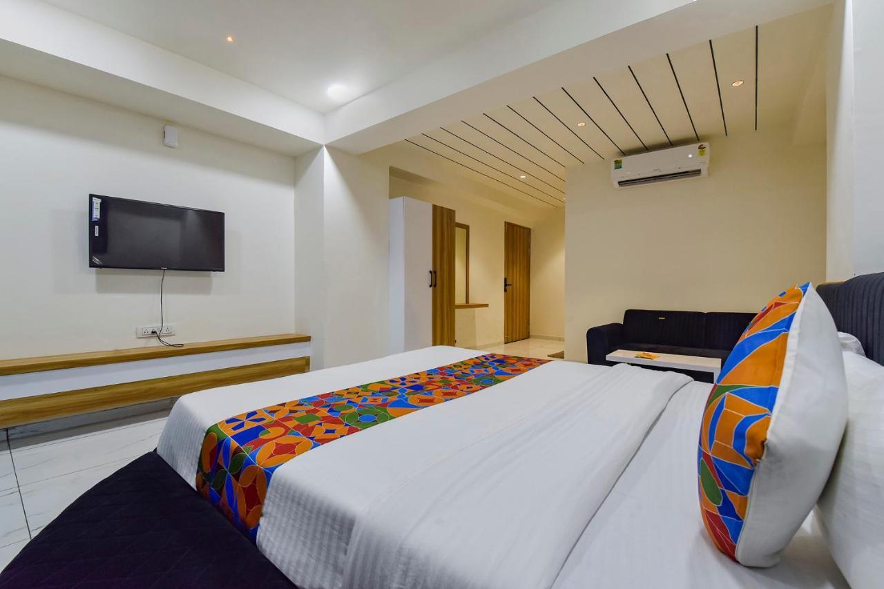 Fabhotel Bliss Ahmedabad Bagian luar foto